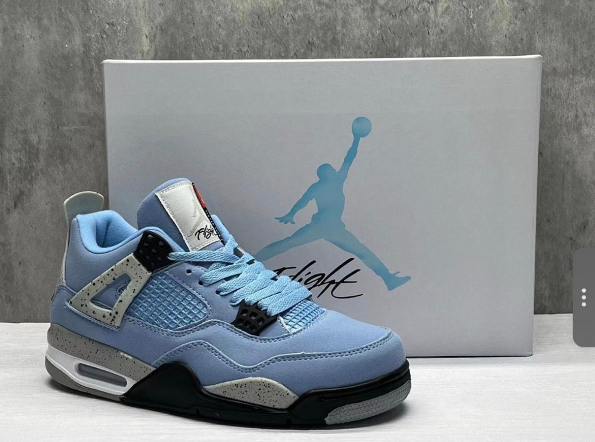 Jordan 4 (UNC)